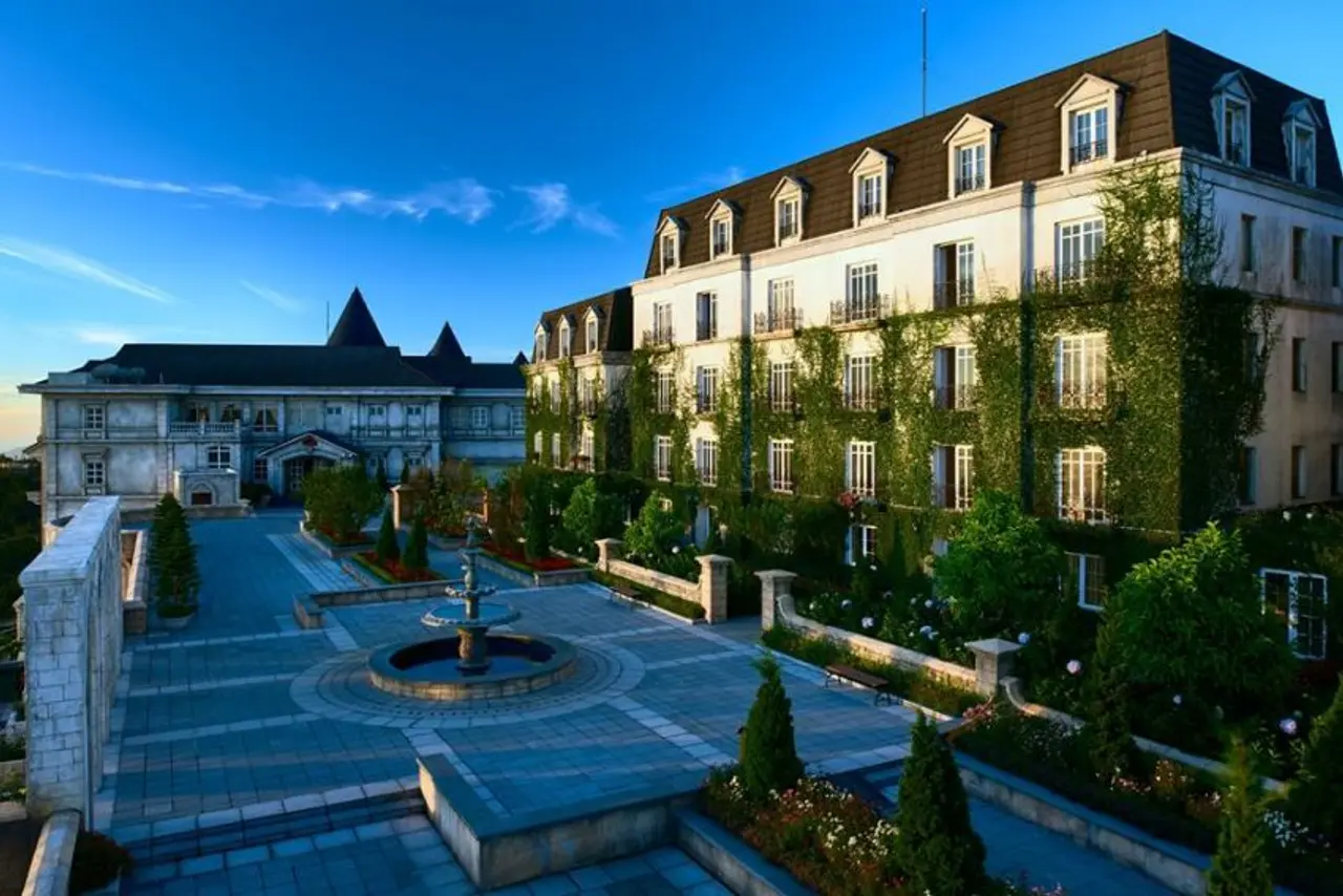 Ba Na Hills 2026: The Ultimate A-Z Travel Guide for a Perfect Trip 4 French colonial Hotel Morin at Ba Na Hills during colonial period